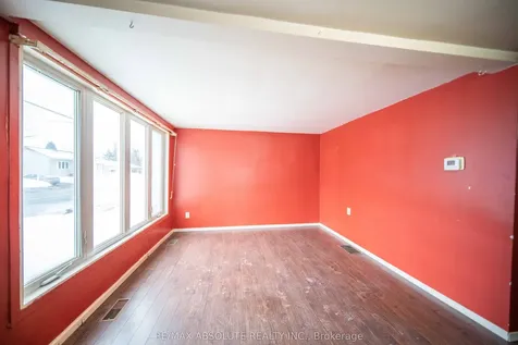 3856 Champlain Street Clarence-rockland ON K0A 1E0