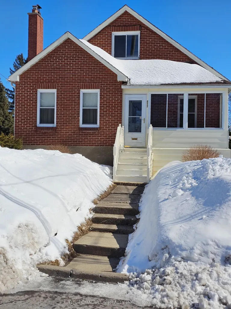 517 Gloucester Street N Street S Cornwall ON K6H 3X4