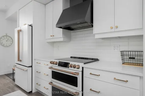 154 Black Willow Crescent Blue Mountains ON L9Y 5L7