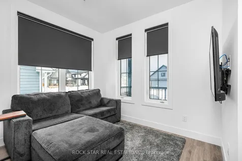 154 Black Willow Crescent Blue Mountains ON L9Y 5L7