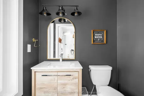 154 Black Willow Crescent Blue Mountains ON L9Y 5L7