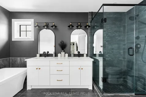 154 Black Willow Crescent Blue Mountains ON L9Y 5L7