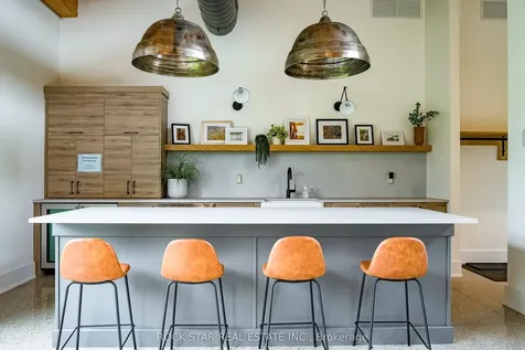 154 Black Willow Crescent Blue Mountains ON L9Y 5L7