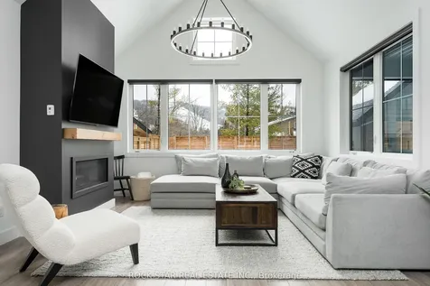 154 Black Willow Crescent Blue Mountains ON L9Y 5L7