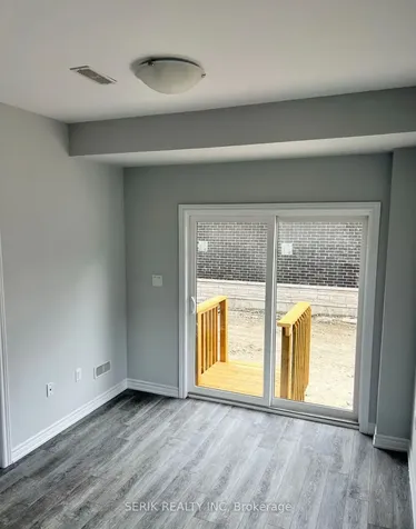 290 Equestrian Way Cambridge ON N3H 4R6