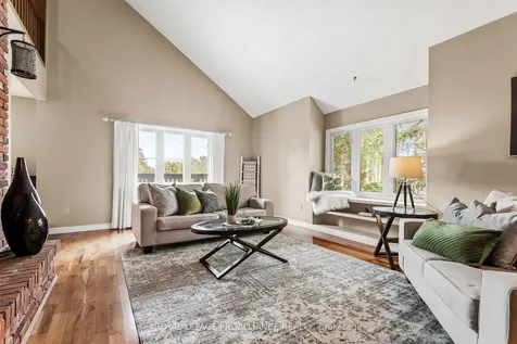 2 Lakeview Heights Brighton ON K0K 1H0