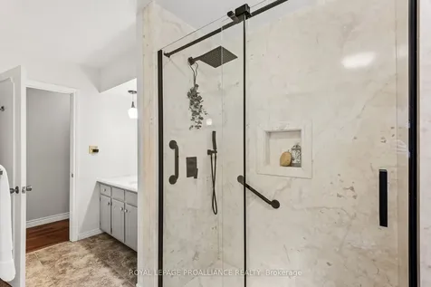 2 Lakeview Heights Brighton ON K0K 1H0