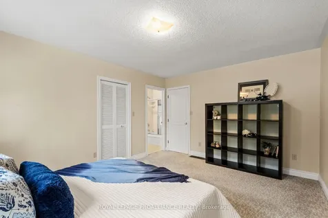 2 Lakeview Heights Brighton ON K0K 1H0