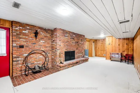 2 Lakeview Heights Brighton ON K0K 1H0