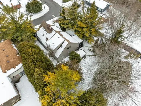 2 Lakeview Heights Brighton ON K0K 1H0