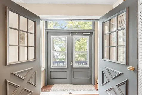 2 Lakeview Heights Brighton ON K0K 1H0