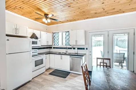 43 Third Avenue Cambridge ON N1S 2C7