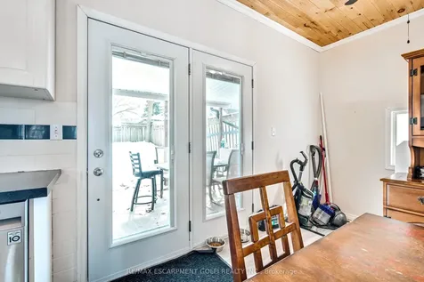 43 Third Avenue Cambridge ON N1S 2C7