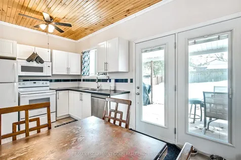 43 Third Avenue Cambridge ON N1S 2C7