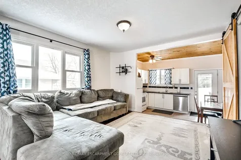 43 Third Avenue Cambridge ON N1S 2C7