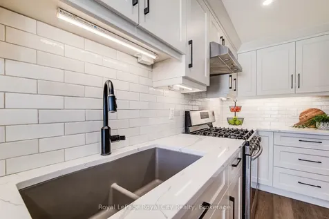 498 Flannery Drive Centre Wellington ON N1M 3P1