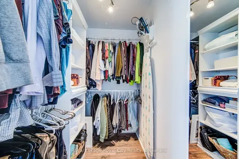 498 Flannery Drive Centre Wellington ON N1M 3P1