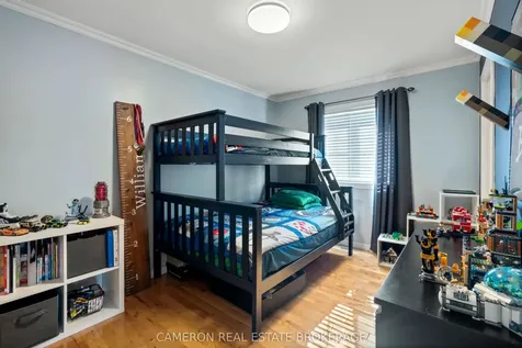 706 Hamilton Crescent Cornwall ON K6H 6V5