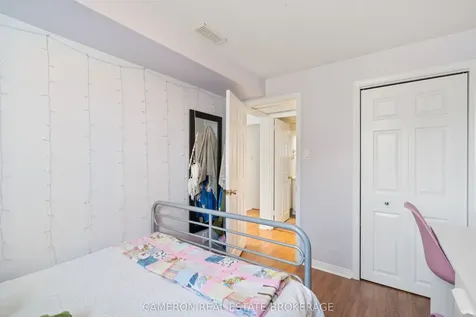 706 Hamilton Crescent Cornwall ON K6H 6V5