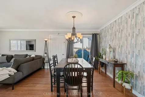 706 Hamilton Crescent Cornwall ON K6H 6V5