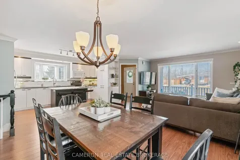 706 Hamilton Crescent Cornwall ON K6H 6V5