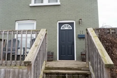 11 Tom Street Brantford ON N3S 2T2