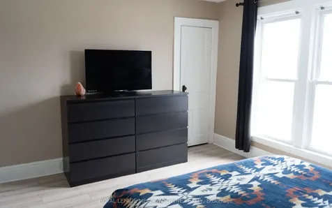 11 Tom Street Brantford ON N3S 2T2