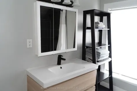 11 Tom Street Brantford ON N3S 2T2