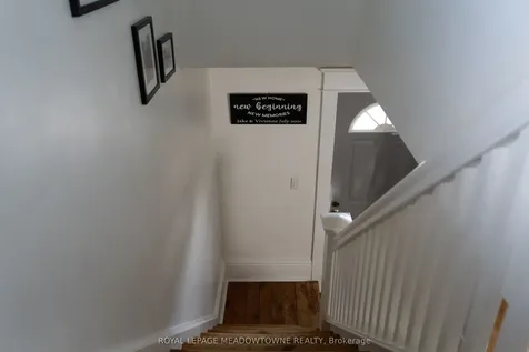 11 Tom Street Brantford ON N3S 2T2