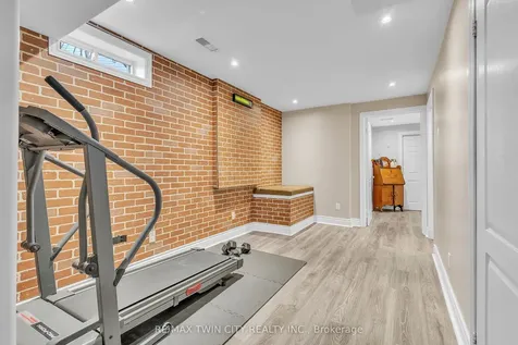 20 Zieman Crescent Cambridge ON N1T 2H6