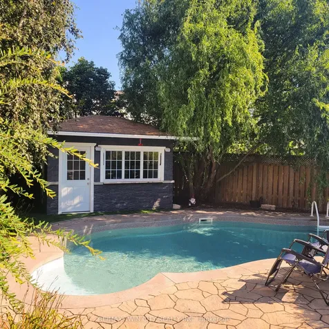 20 Zieman Crescent Cambridge ON N1T 2H6