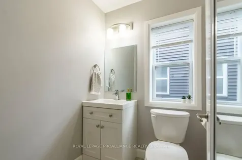 42 Dewal Place Belleville ON K8P 0E5