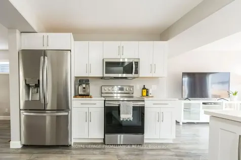 42 Dewal Place Belleville ON K8P 0E5