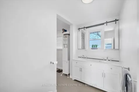 50 Evelyn Street Brantford ON N3R 3H1