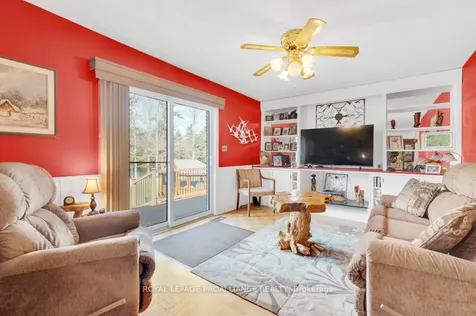 74 Pineview Drive Addington Highlands ON K0H 1P0