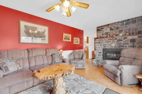 74 Pineview Drive Addington Highlands ON K0H 1P0