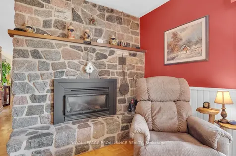 74 Pineview Drive Addington Highlands ON K0H 1P0