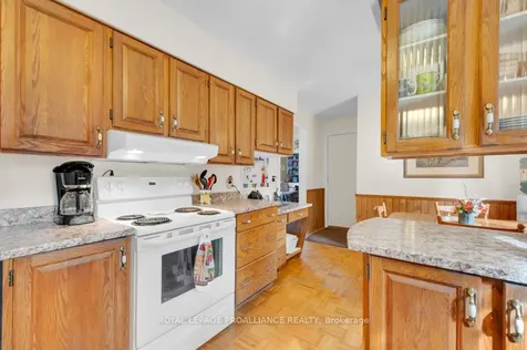 74 Pineview Drive Addington Highlands ON K0H 1P0