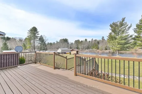 74 Pineview Drive Addington Highlands ON K0H 1P0