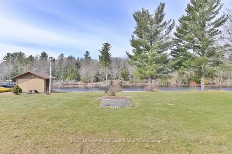 74 Pineview Drive Addington Highlands ON K0H 1P0