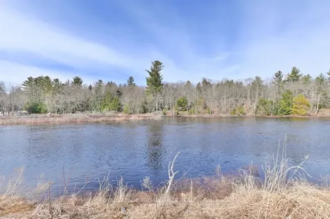 74 Pineview Drive Addington Highlands ON K0H 1P0