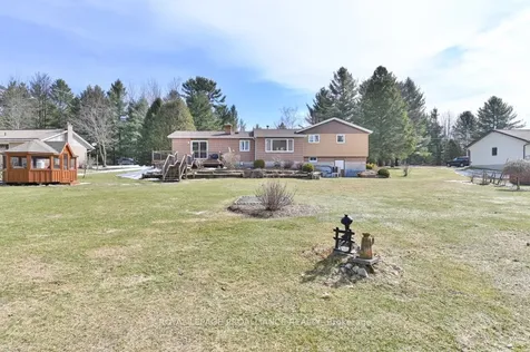 74 Pineview Drive Addington Highlands ON K0H 1P0