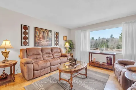 74 Pineview Drive Addington Highlands ON K0H 1P0