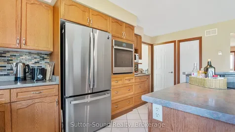 373 Scenic Drive Brant ON N0E 1N0