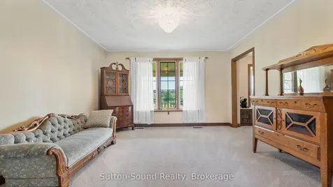 373 Scenic Drive Brant ON N0E 1N0