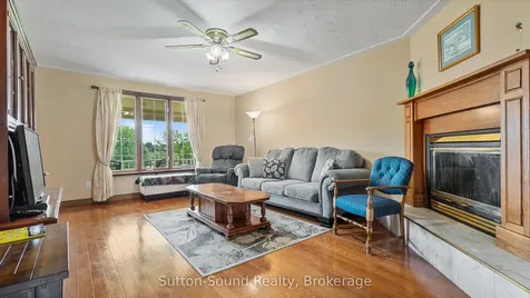 373 Scenic Drive Brant ON N0E 1N0