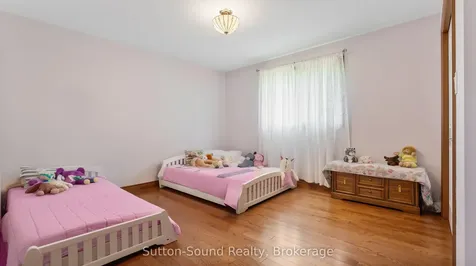 373 Scenic Drive Brant ON N0E 1N0