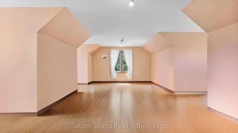 373 Scenic Drive Brant ON N0E 1N0