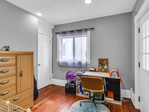 223 James Street Bracebridge ON P1L 2B8