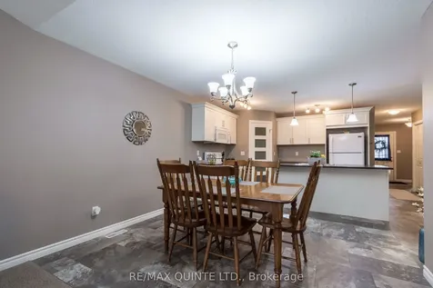 35 Glenview Crescent Belleville ON K8P 0A8